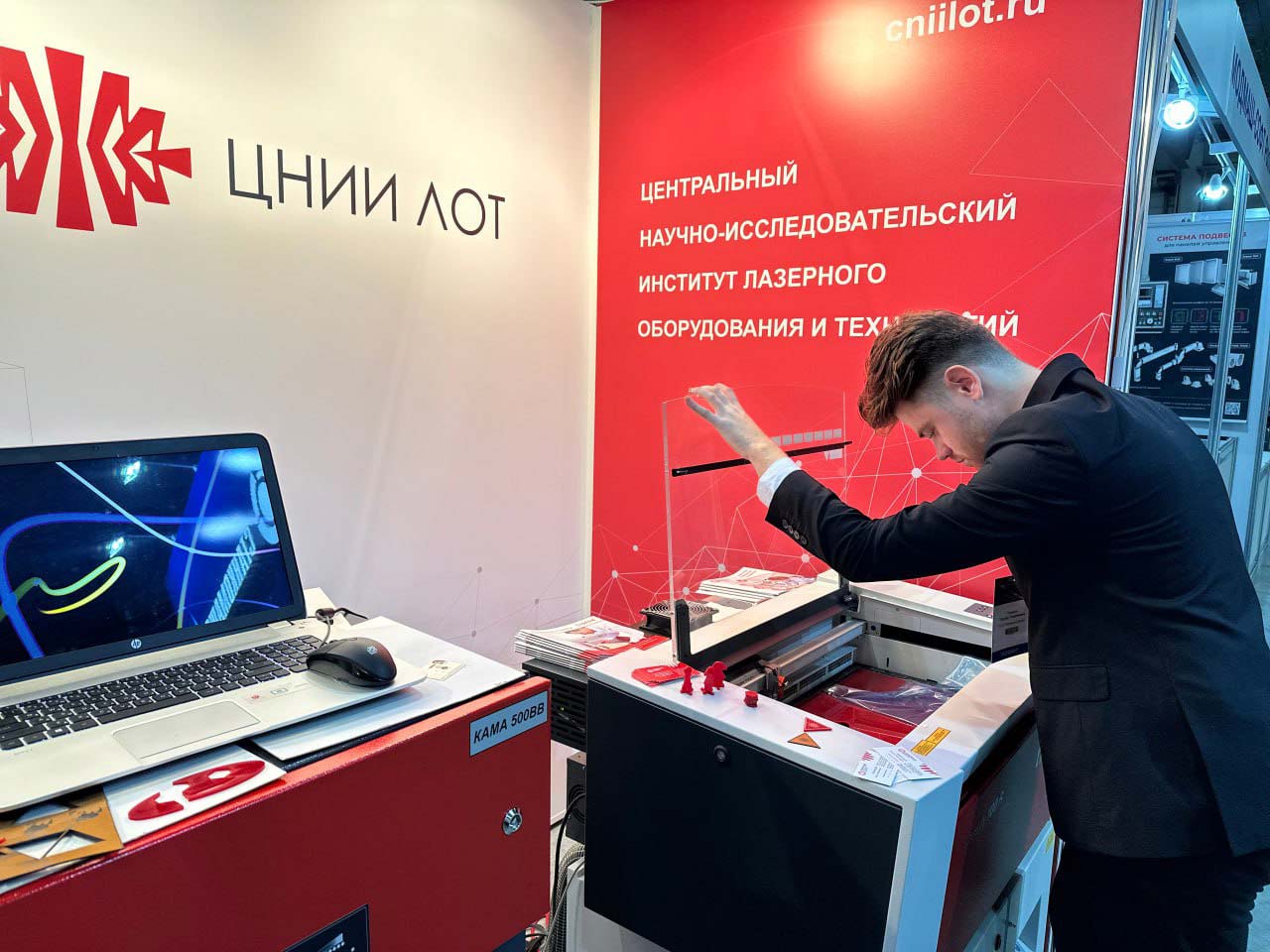 «RIMTOS-2023» // Trotec SP500 – лазерный станок для обработки крупногабаритных и длинномерных изделий, а также для массовой гравировки, резки и раскроя материалов.